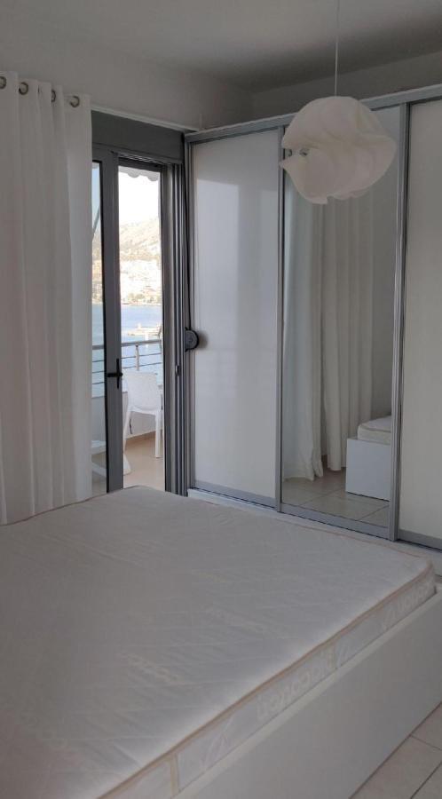סרנדה Seaside View Apartment מראה חיצוני תמונה